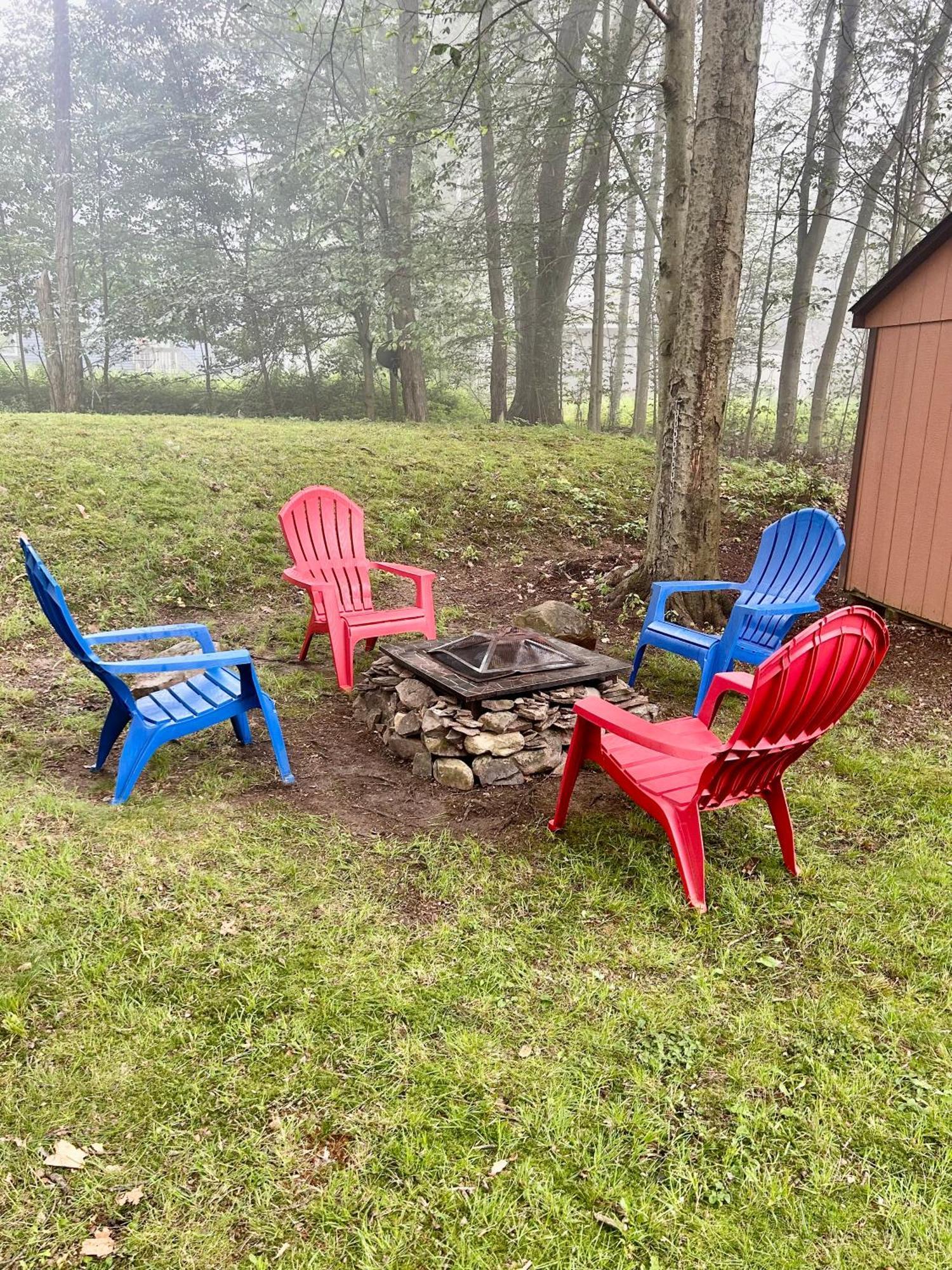 Daya'S Cozy Cabin In The Poconos Tobyhanna Exterior photo